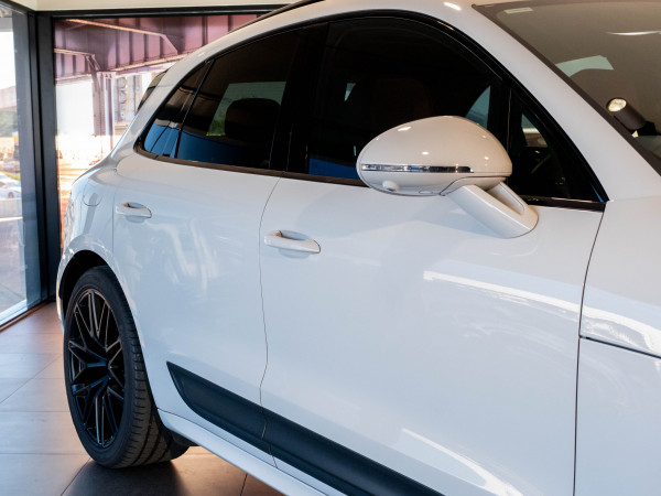 2022 MY23 Porsche Macan 95B GTS SUV image 35