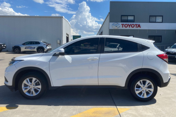 2019 Honda HR-V  VTi SUV Image 4