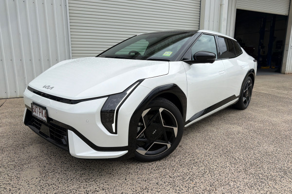 2026 Kia EV4  GT-Line Long Range Sedan Image 3