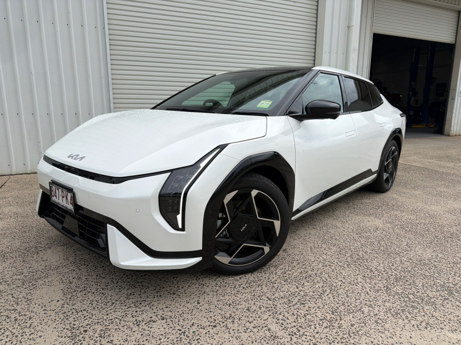2026 Kia EV4  GT-Line Long Range Sedan Image 3