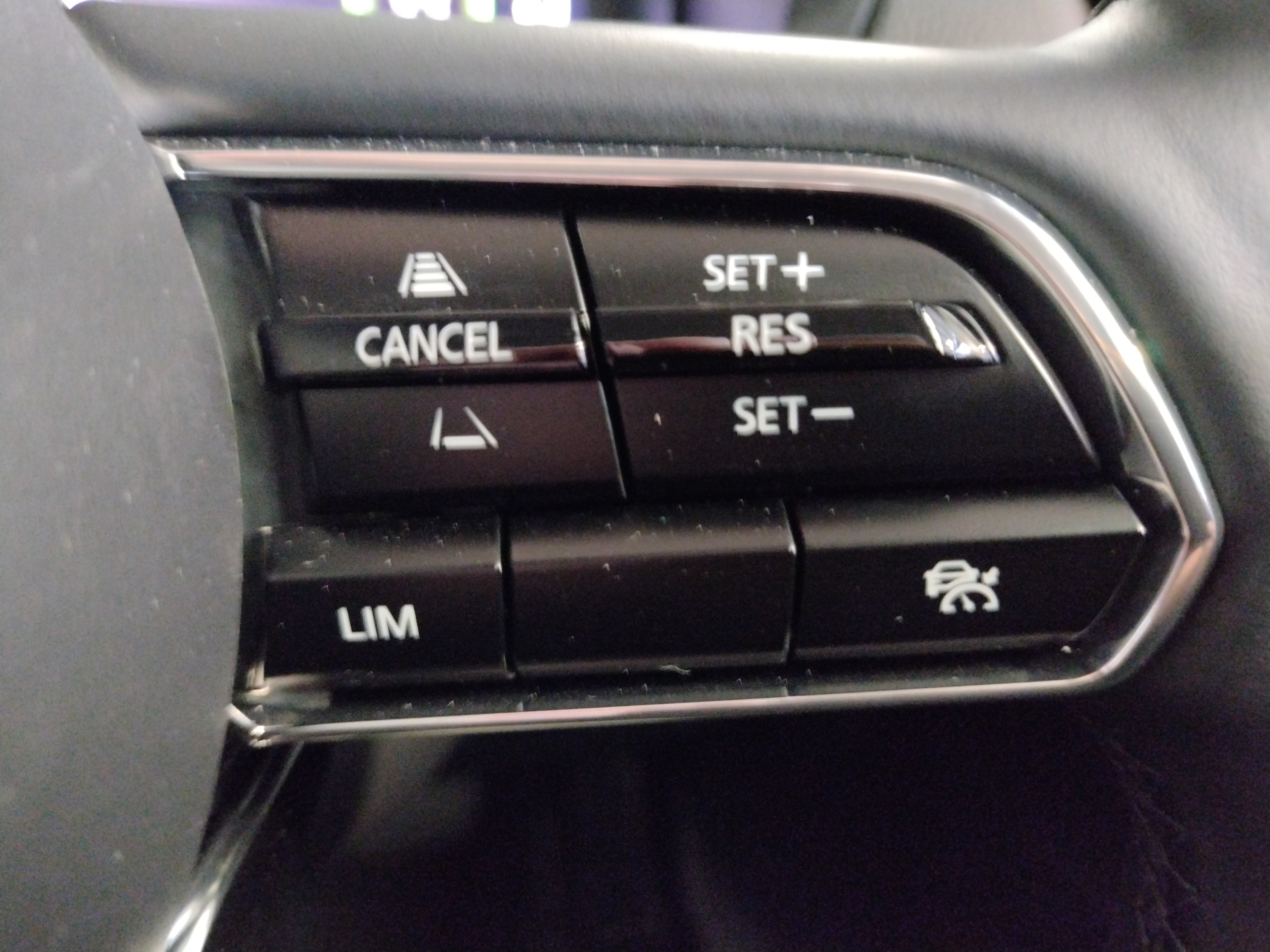 2024 Mazda CX-60 KH Series D50e GT SUV Image 24