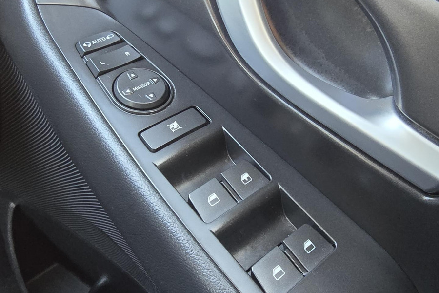 2021 Hyundai i30 PD.V4 Hatch Image 8