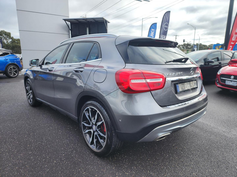 2015 Mercedes-Benz GLA-Class X156 GLA250 SUV Image 5