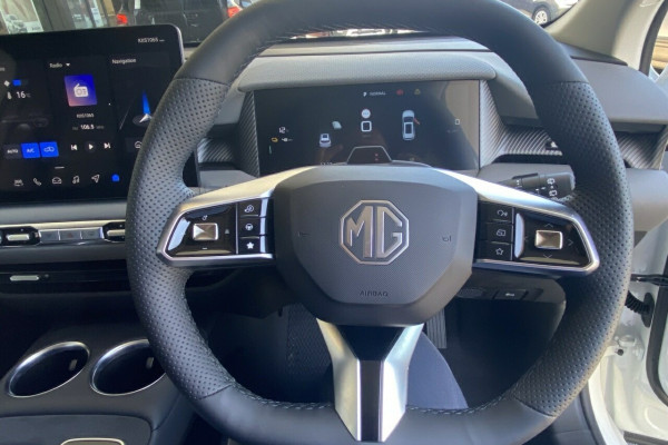 2026 MG MGS5 EV ZS3EM Essence 62 SUV Image 11