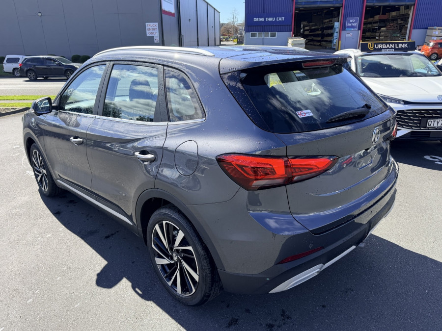 2026 MG ZS Essence Hybrid+ SUV Image 3