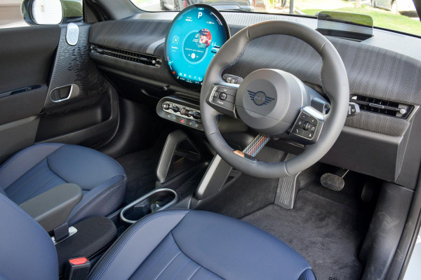 2026 MINI Cooper J01 SE Paul Smith Edition Hatch