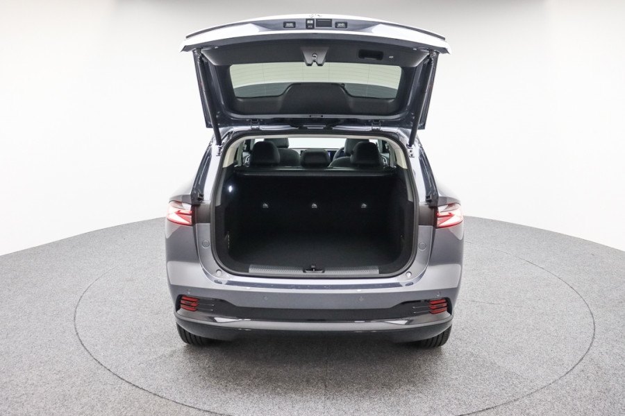 2026 MG HS Super Hybrid Essence SUV Image 9