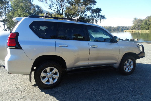 2019 Toyota LandCruiser Prado GDJ150R GXL SUV Image 2