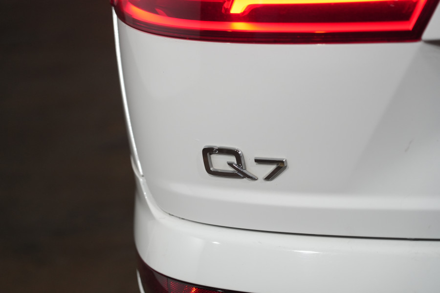 2018 Audi Q7 TDI SUV Image 9