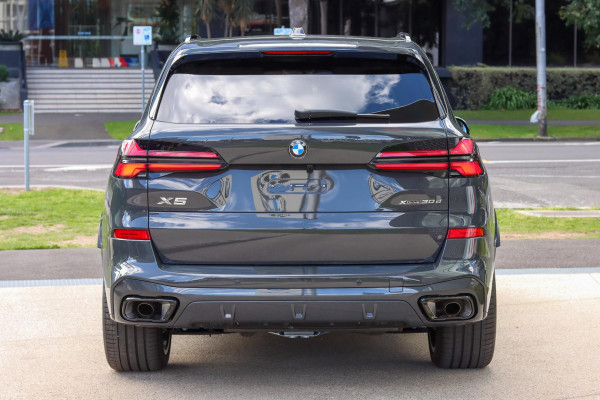 2025 [THIS VEHICLE IS SOLD] image 5