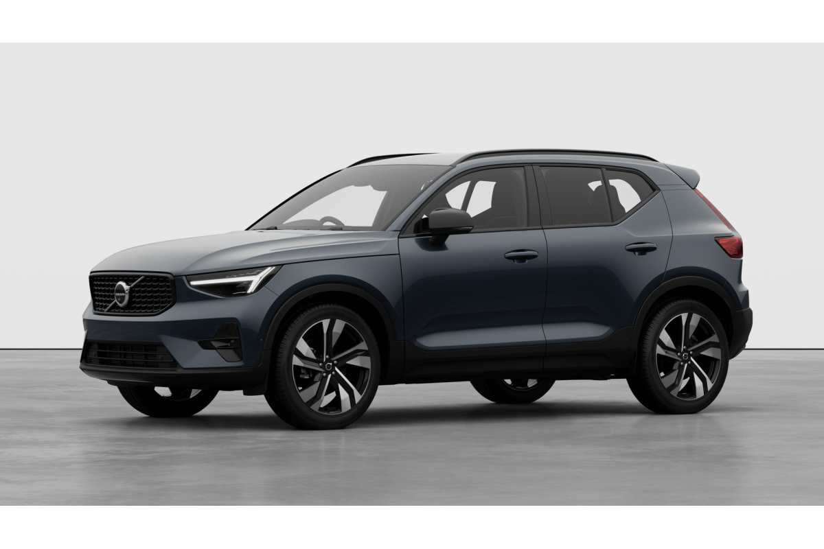 2026 Volvo XC40 XZ Ultra B4 Dark SUV