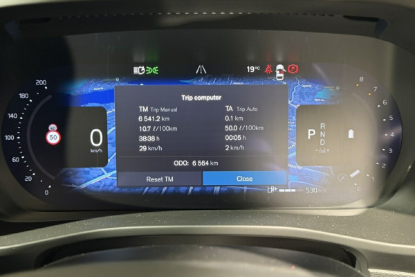 2024 Volvo XC40 XZ Ultimate B4 Bright SUV Image 17