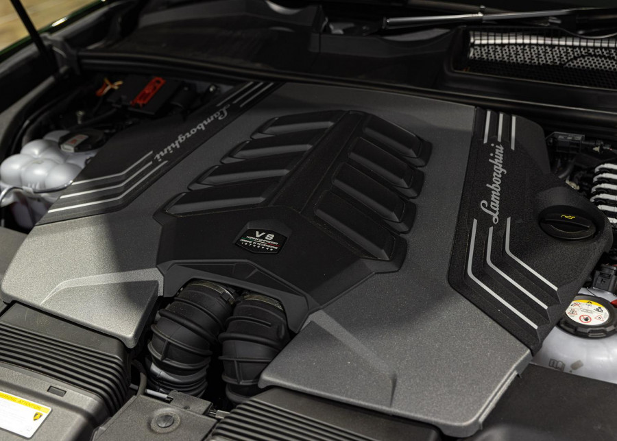 2025 Lamborghini Urus 636 SE SUV Image 41
