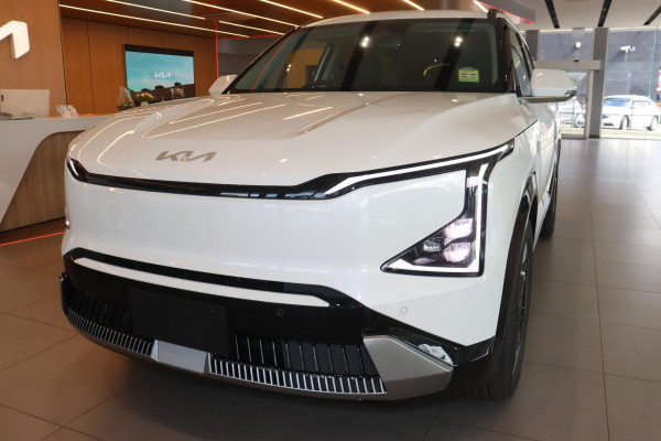 2026 Kia EV5 OVc Earth SUV Image 2