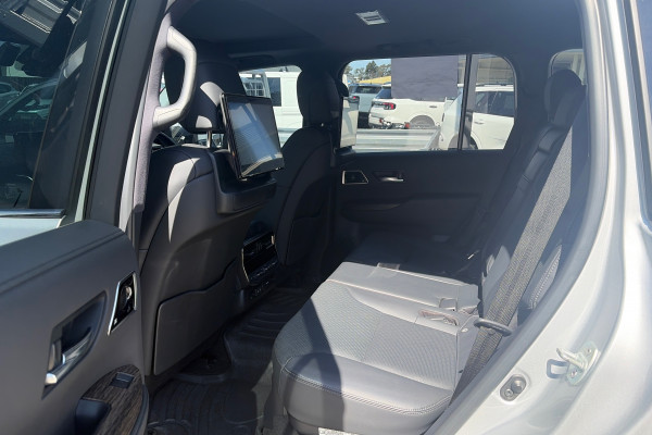 2022 MY24 Toyota LandCruiser FJA300R Sahara SUV Image 6
