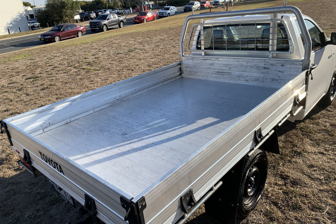 2022 Toyota HiLux TGN121R WorkMate Cab Chassis Image 7