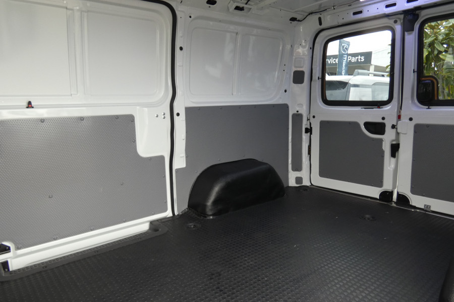2022 LDV V80 K1 SWB LOW ROOF Van Image 11