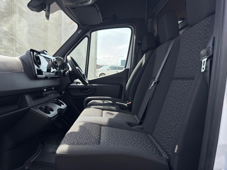2026 Mercedes-Benz Sprinter VS30 417CDI LWB Van Image 23