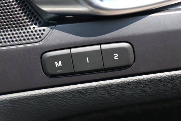 2018 Volvo Xc40 (No Series) MY19 T4 Momentum Suv