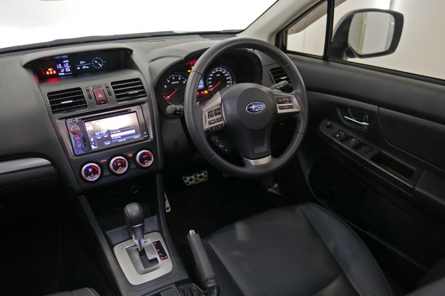 2014 Subaru XV G4-X 2.0i-S Suv Image 5