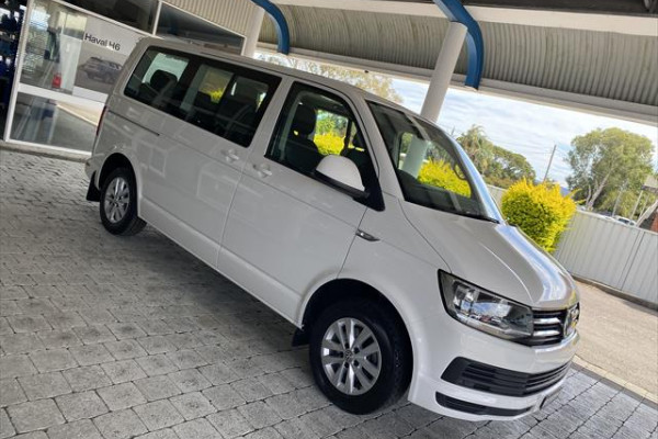 2016 Volkswagen Multivan TDI340 - Comfortline Wagon Image 5