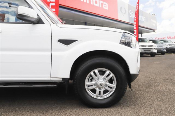 2020 Mahindra Pik-up (No Series) S10+ Black mHawk Utility Image 5