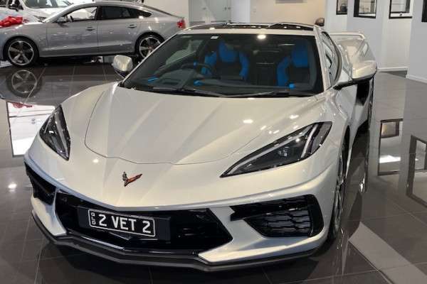  The first Corvette CARBON EDITION delivery