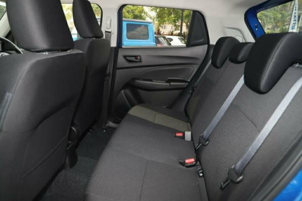 2018 MY17 Suzuki Swift AZ GL + Hatchback