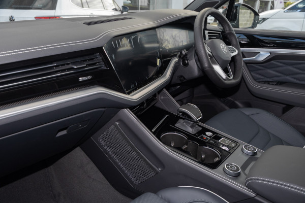 2026 Volkswagen Touareg 210TDI Wolfsburg Edition SUV