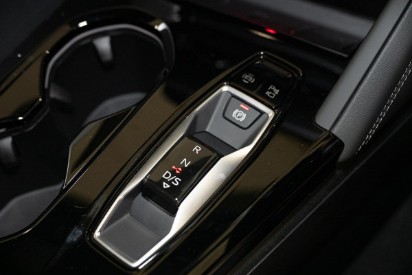 2025 [THIS VEHICLE IS SOLD] image 13