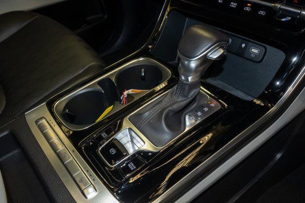 2023 Kia Carnival KA4 Special Edition People Mover image 15
