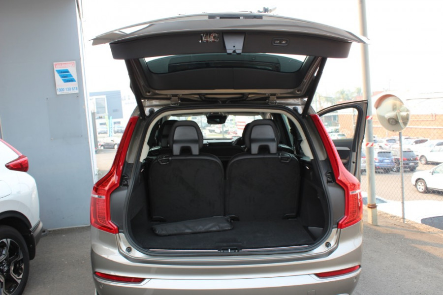 2019 MY20 Volvo XC90 L Series T6 Momentum Suv Image 27