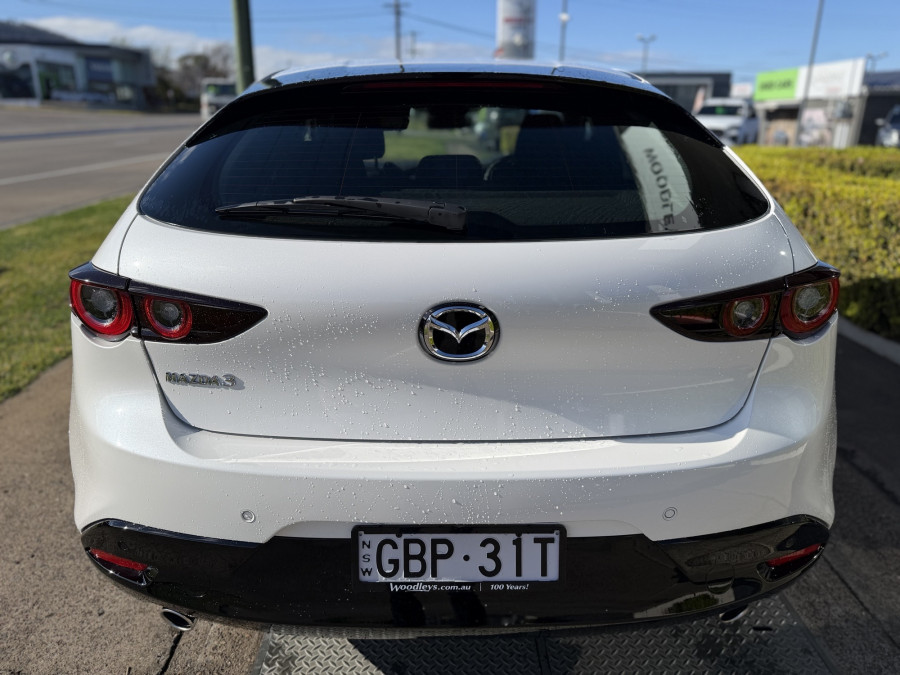 2026 MY25 Mazda 3 BP Series G20 Evolve Hatch Image 4