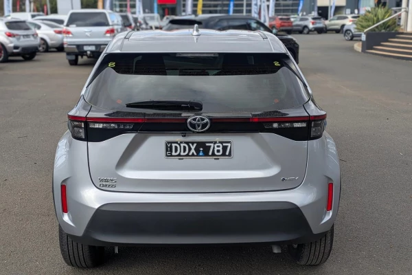 2024 Toyota Yaris Cross MXPJ10R GX SUV Image 6