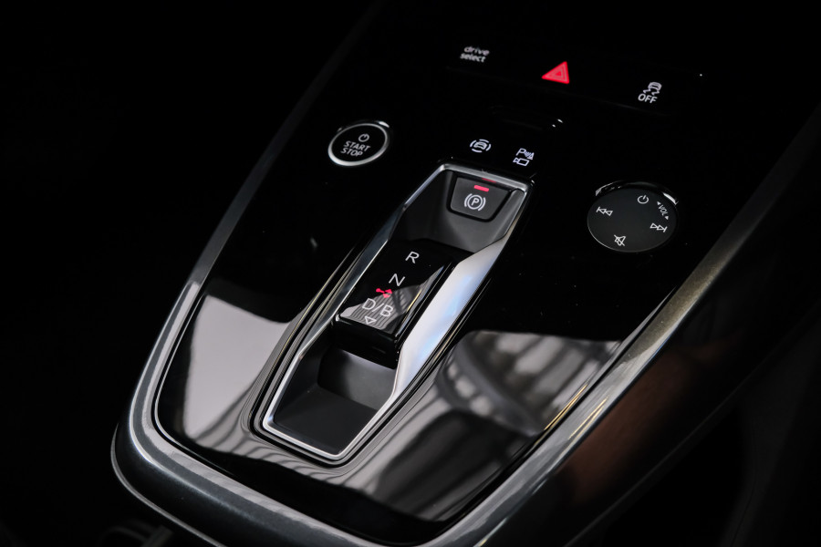 2024 MY25 Audi Q4 e-tron F4 45 SUV