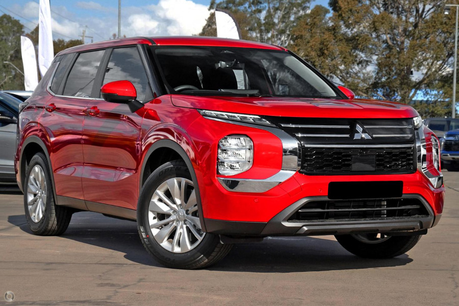 2025 Mitsubishi Outlander ZM ES SUV Image 1