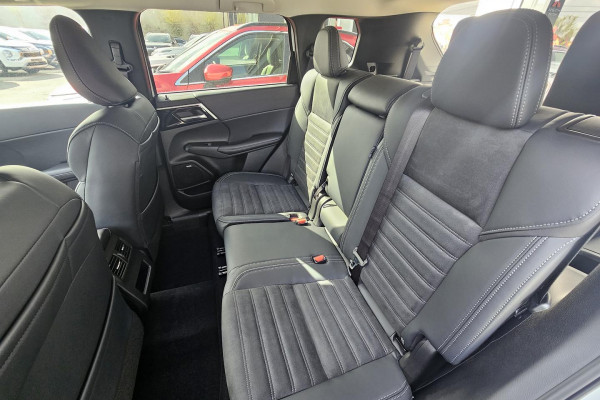 2026 MY25 Mitsubishi Outlander ZM Aspire SUV Image 8