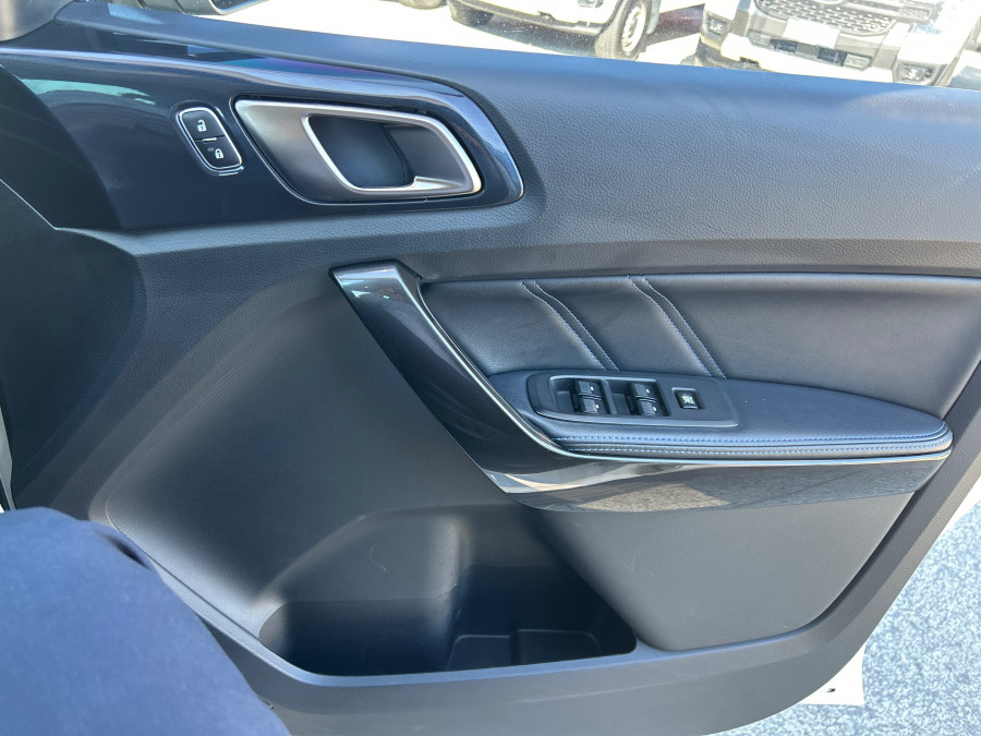 2020 MY21.25 Ford Everest UA II Sport SUV Image 32