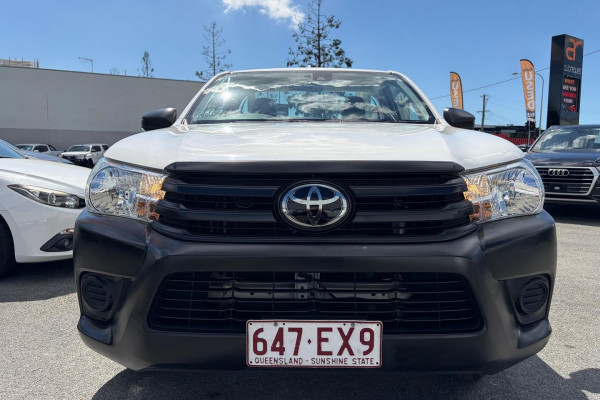 2022 Toyota HiLux TGN121R WorkMate Cab Chassis Image 3