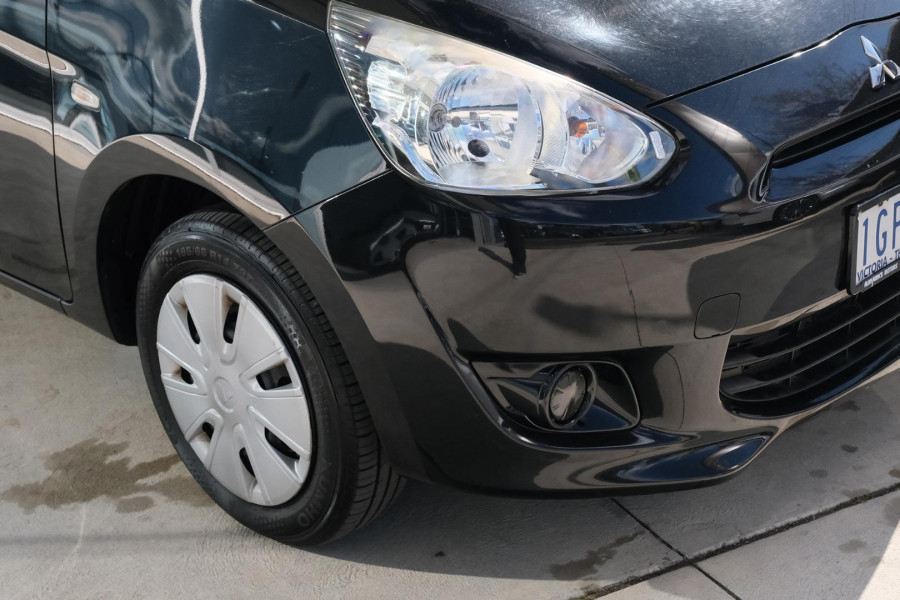 2015 Mitsubishi Mirage LA ES Hatch Image 5
