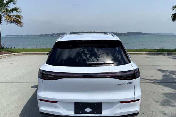 2026 Geely EX5 E245 Inspire Extended Range SUV Image 7