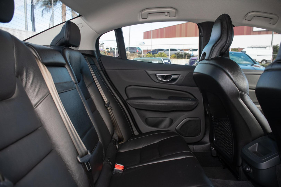2019 MY20 Volvo S60 Z Series T5 Momentum Sedan
