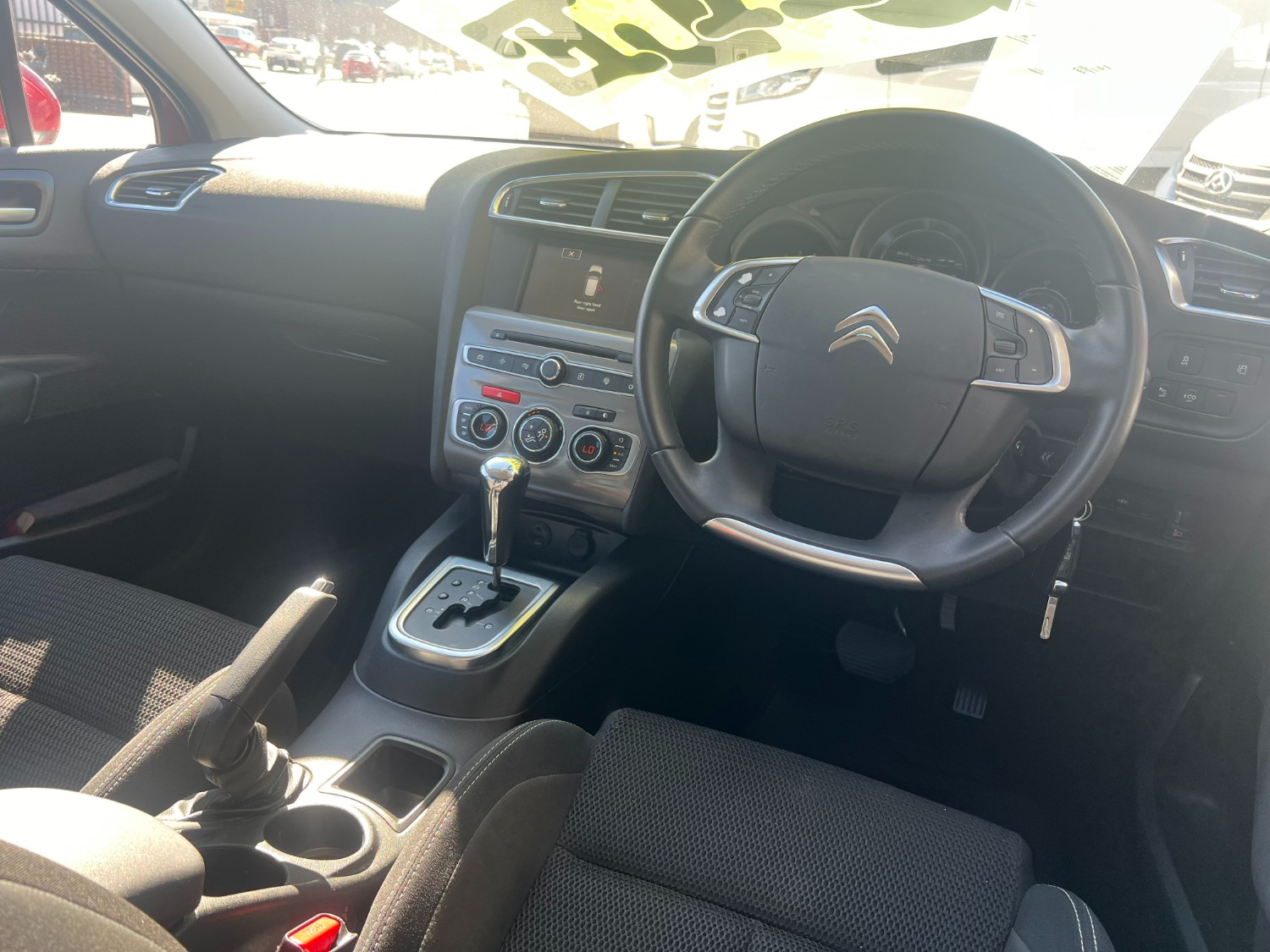 2015 Citroen C4 B7  Seduction Hatch Image 16