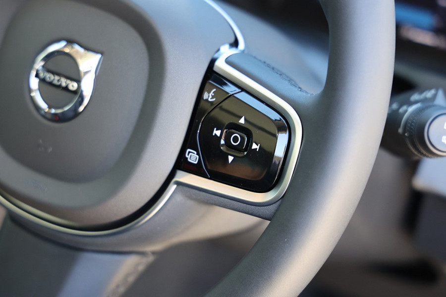 2024 MY25 Volvo XC90 L Series Ultra B6 Bright SUV Image 9
