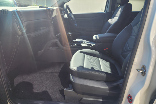 2026 MY26.5 Ford Everest UB Active SUV Image 11