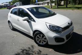 Kia Rio SE UB