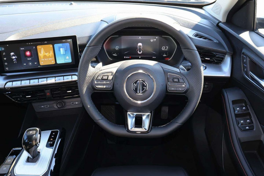 2026 MY25 MG MG5 AP32 Essence Sedan Image 10