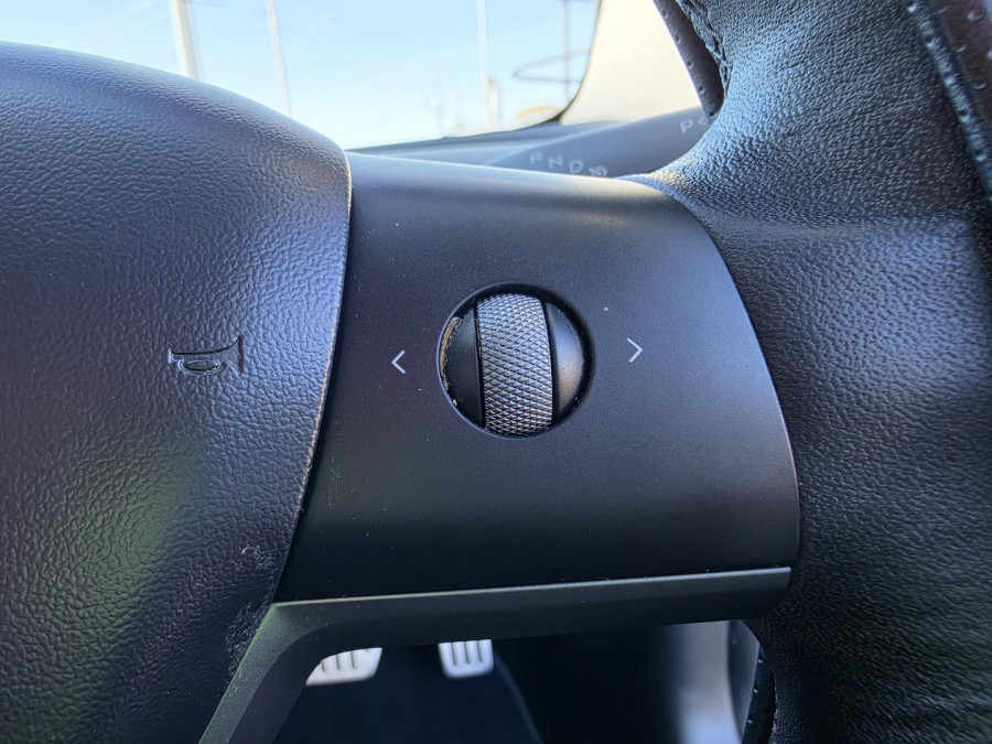 2021 Tesla Model 3  Performance Sedan Image 23