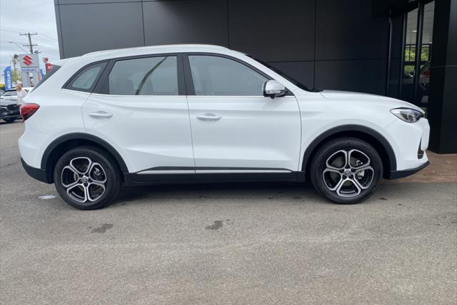 2025 MG ZS ZS32 Essence SUV Image 13