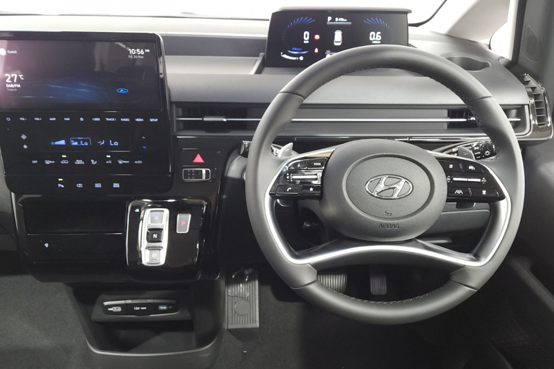 2022 Hyundai Staria US4.V1 Elite Van Image 2